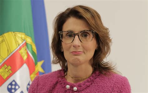 ministra da justiça portugal